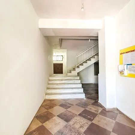 1 Bedroom 1198 Apartment
