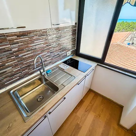 1 Bedroom 1198 Apartment *